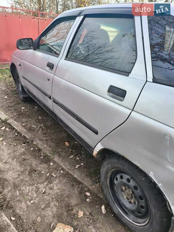 Хэтчбек ВАЗ / Lada 2112 2002 в Ставище фото 6 Хэтчбек ВАЗ / Lada 2112 2002 в Ставище