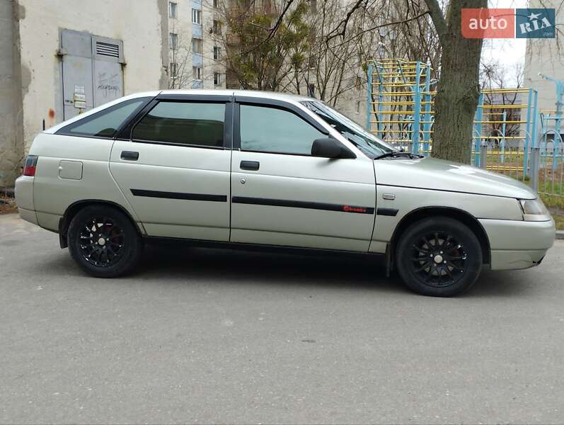 Хэтчбек ВАЗ / Lada 2112 2006 в Харькове фото 3 Хэтчбек ВАЗ / Lada 2112 2006 в Харькове