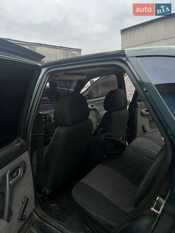 Хэтчбек ВАЗ / Lada 2112 2004 в Нежине фото 5 Хэтчбек ВАЗ / Lada 2112 2004 в Нежине