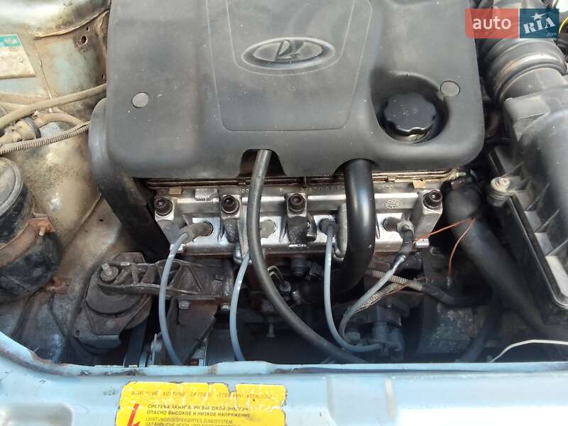 Хэтчбек ВАЗ / Lada 2112 2007 в Полтаве фото 5 Хэтчбек ВАЗ / Lada 2112 2007 в Полтаве