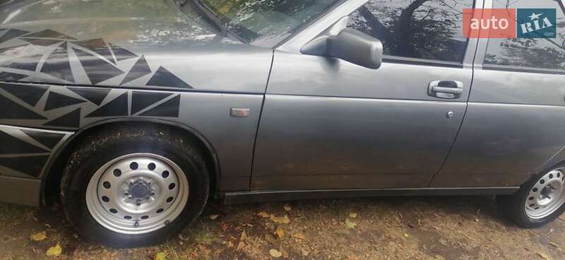 Хэтчбек ВАЗ / Lada 2112 2005 в Краматорске