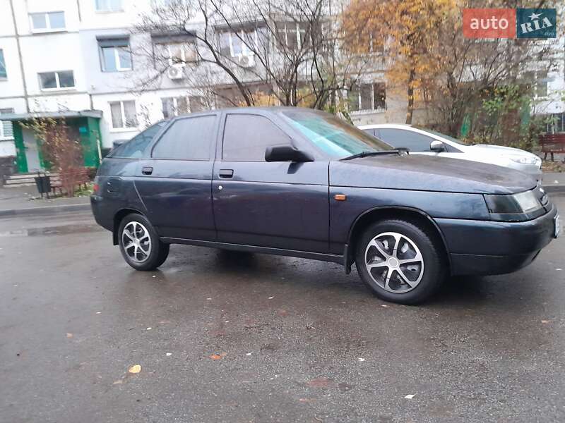 Хэтчбек ВАЗ / Lada 2112 2005 в Харькове