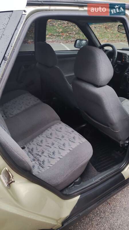 Хэтчбек ВАЗ / Lada 2112 2005 в Запорожье фото 13 Хэтчбек ВАЗ / Lada 2112 2005 в Запорожье