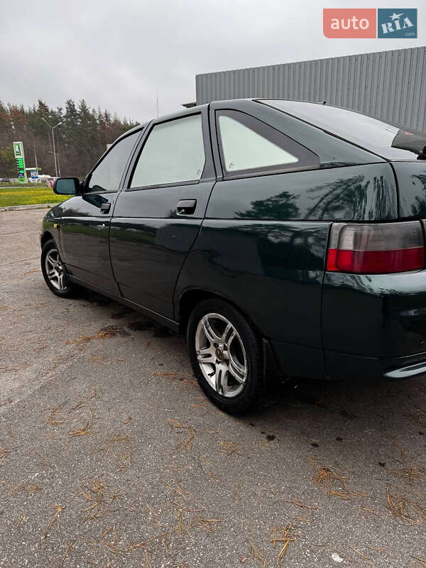 Хэтчбек ВАЗ / Lada 2112 2002 в Харькове