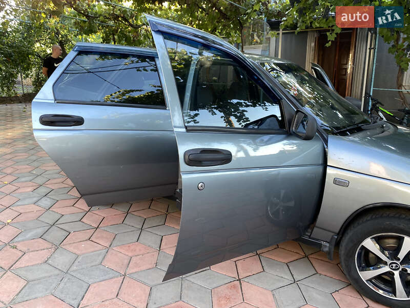 Хэтчбек ВАЗ / Lada 2112 2012 в Первомайске