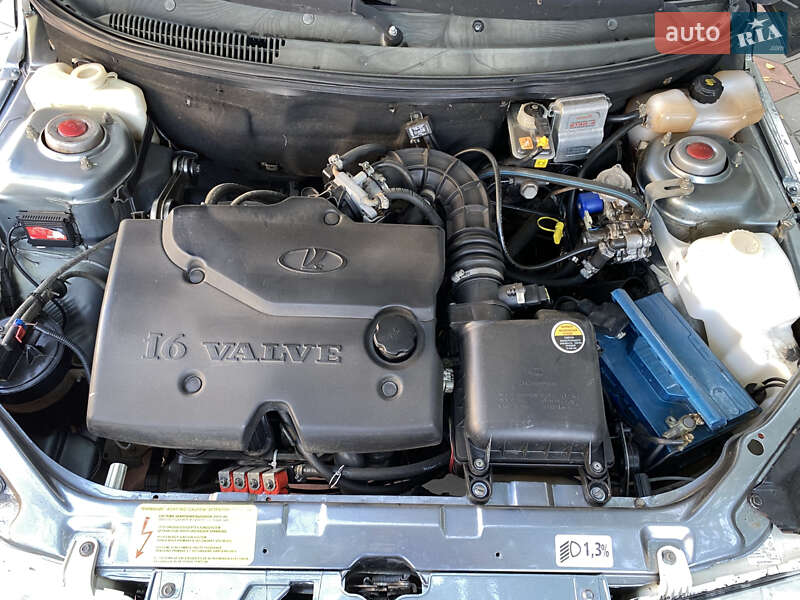 Хэтчбек ВАЗ / Lada 2112 2012 в Первомайске