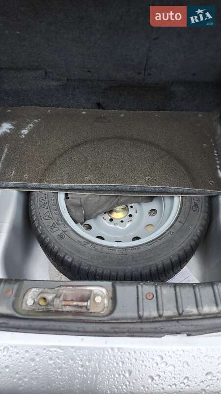 Хетчбек ВАЗ / Lada 2112 2006 в Вараші