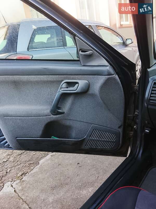 Хетчбек ВАЗ / Lada 2112 2005 в Дніпрі