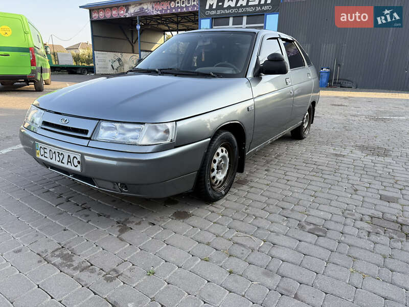 Хэтчбек ВАЗ / Lada 2112 2006 в Черновцах