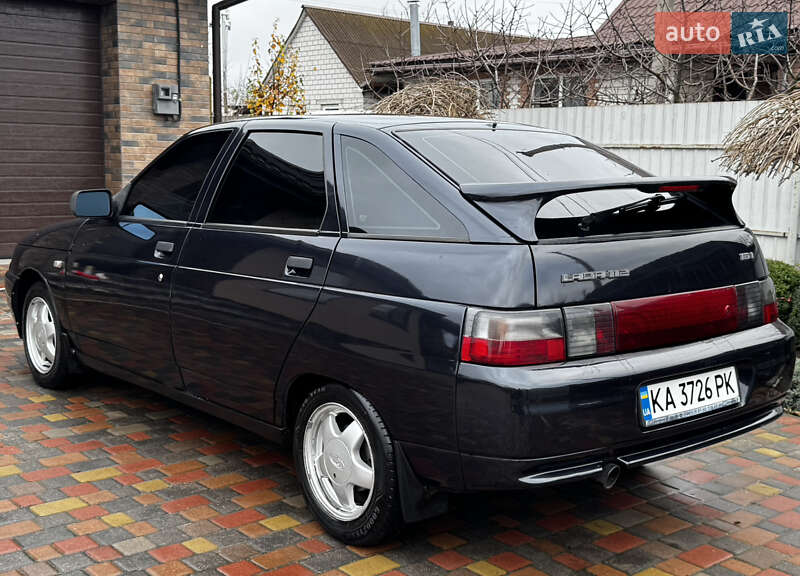 Хетчбек ВАЗ / Lada 2112 2006 в Черкасах