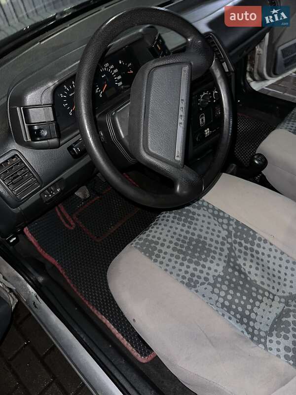 Хэтчбек ВАЗ / Lada 2112 2005 в Калиновке