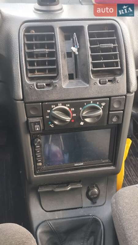 Хетчбек ВАЗ / Lada 2112 2005 в Києві фото 6 Хетчбек ВАЗ / Lada 2112 2005 в Києві