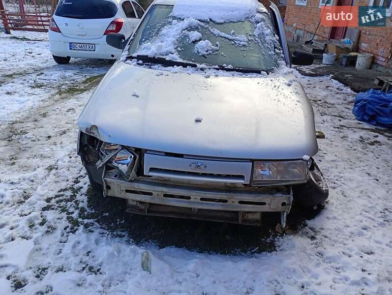 Хэтчбек ВАЗ / Lada 2112 2004 в Львове фото 6 Хэтчбек ВАЗ / Lada 2112 2004 в Львове