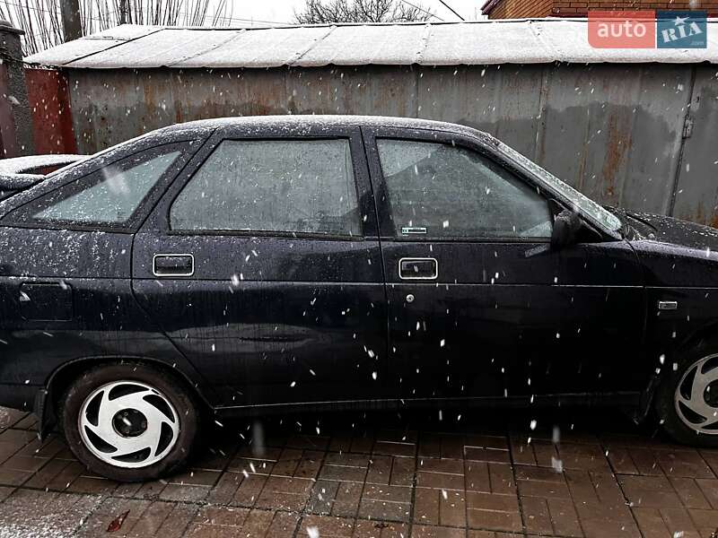 Хэтчбек ВАЗ / Lada 2112 2003 в Кривом Роге