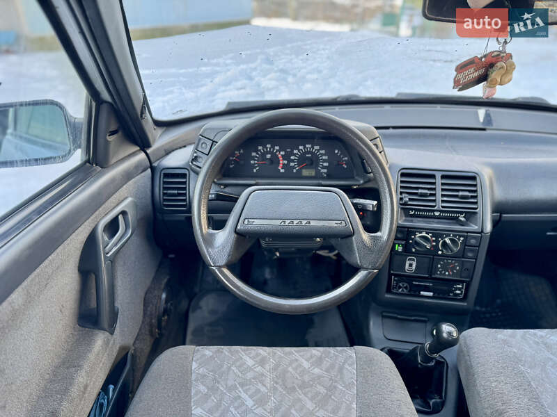 Хэтчбек ВАЗ / Lada 2112 2005 в Киеве