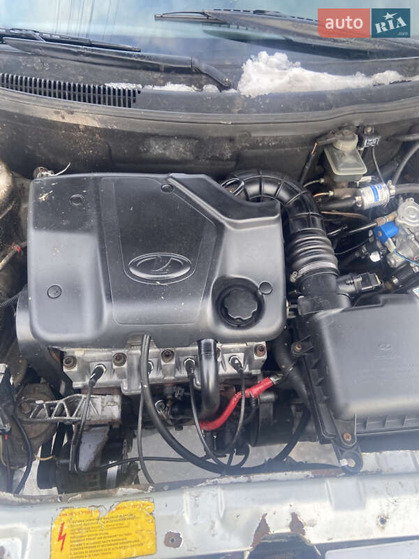 Хэтчбек ВАЗ / Lada 2112 2007 в Врадиевке