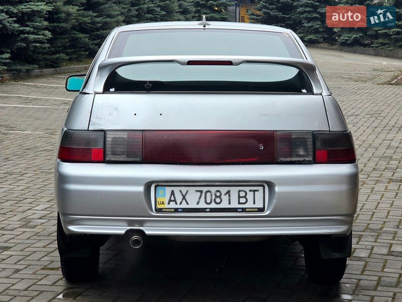 Хэтчбек ВАЗ / Lada 2112 2004 в Харькове