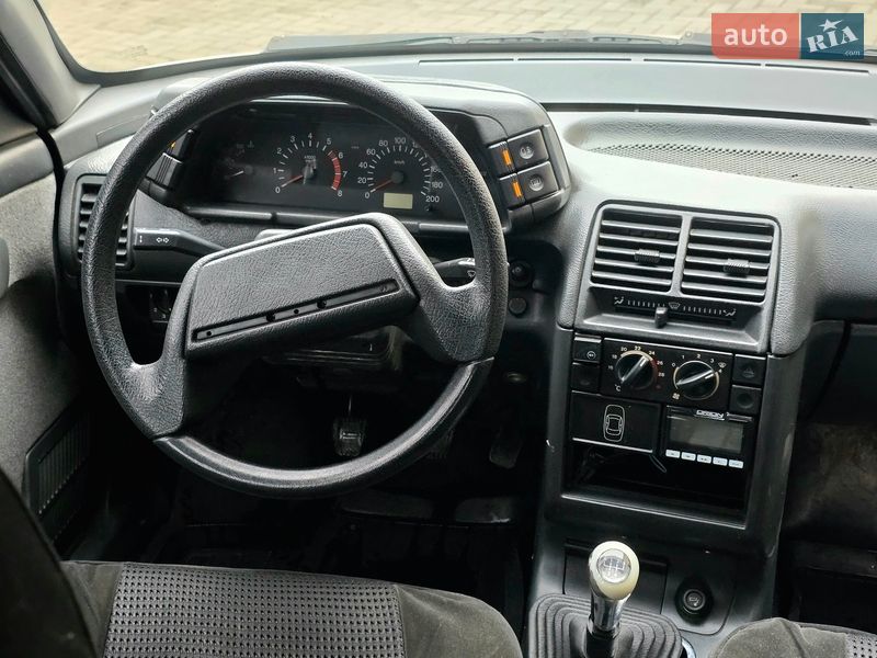 Хэтчбек ВАЗ / Lada 2112 2004 в Харькове