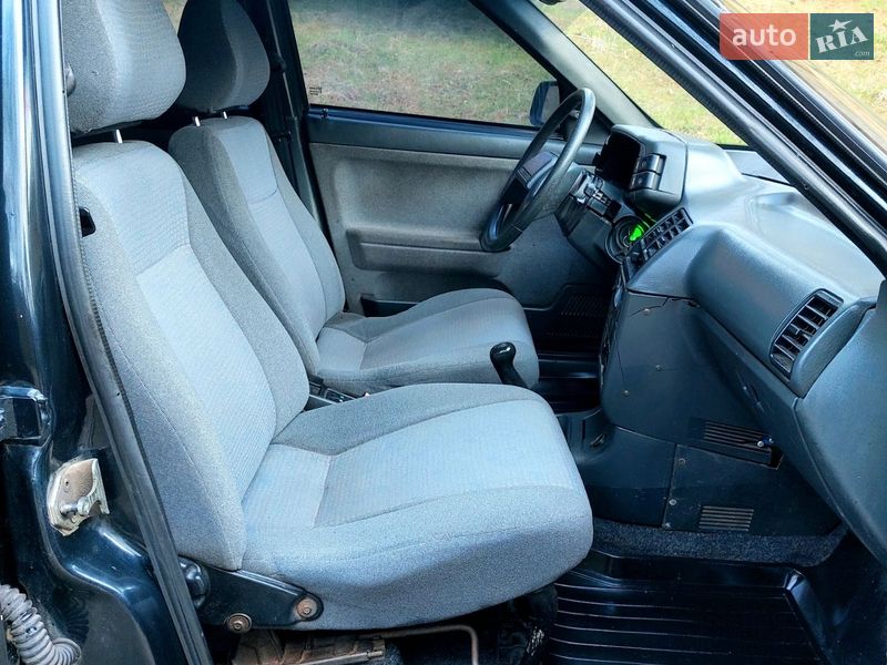 Хэтчбек ВАЗ / Lada 2112 2007 в Тростянце