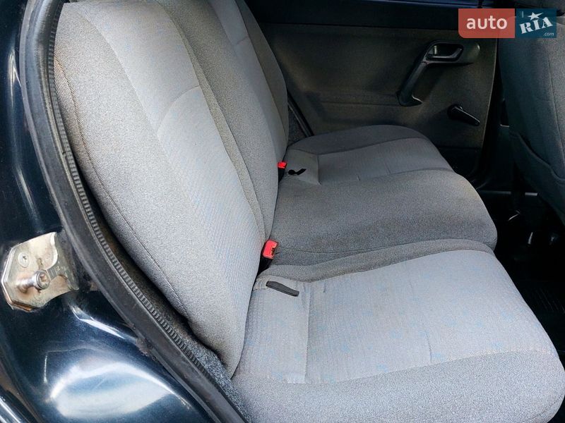 Хэтчбек ВАЗ / Lada 2112 2007 в Тростянце