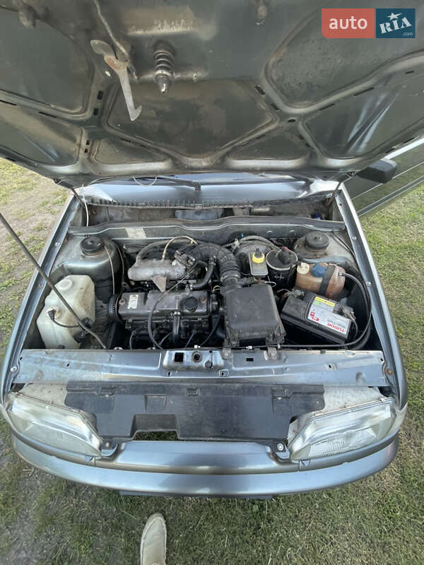 Хэтчбек ВАЗ / Lada 2113 Samara 2005 в Буске