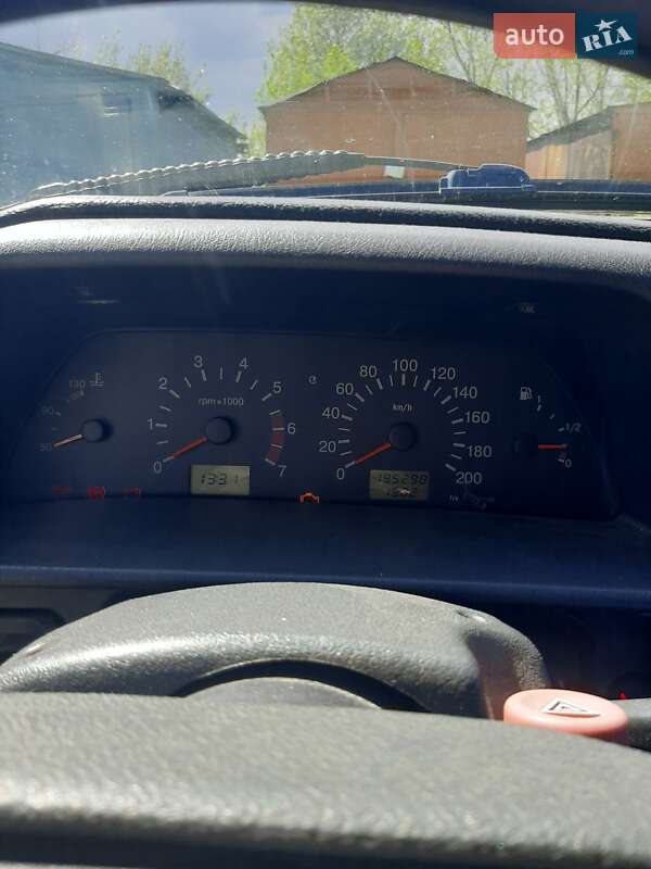 Хэтчбек ВАЗ / Lada 2113 Samara 2006 в Болехове фото 13 Хэтчбек ВАЗ / Lada 2113 Samara 2006 в Болехове