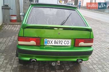 Хэтчбек ВАЗ 2113 Samara 2005 в 