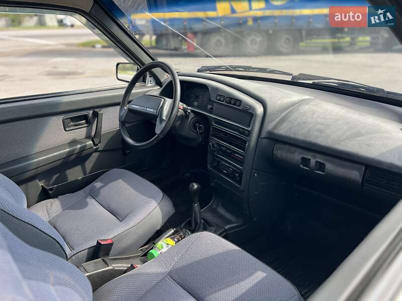 Хетчбек ВАЗ / Lada 2113 Samara 2007 в Харкові