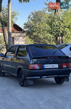 Хэтчбек ВАЗ 2113 Samara 2005 в 