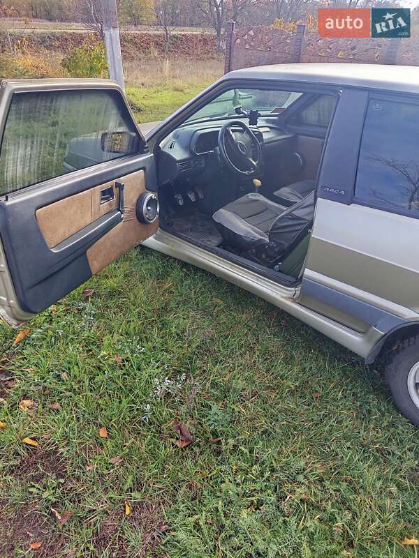 Хэтчбек ВАЗ / Lada 2113 Samara 2005 в Новом Буге
