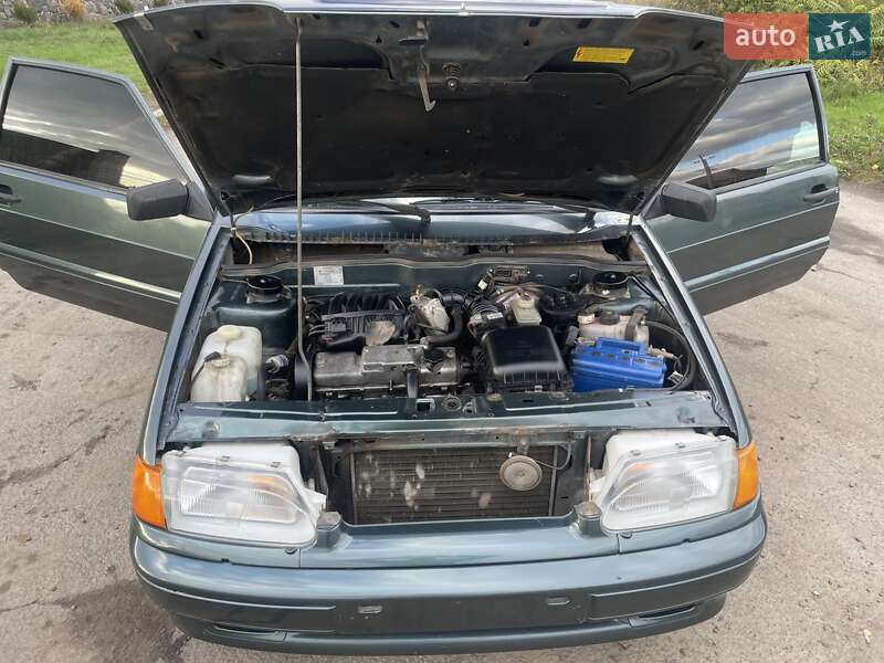 Хетчбек ВАЗ / Lada 2113 Samara 2012 в Умані
