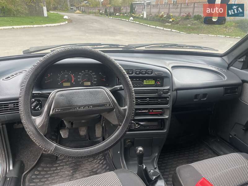 Хетчбек ВАЗ / Lada 2113 Samara 2012 в Умані