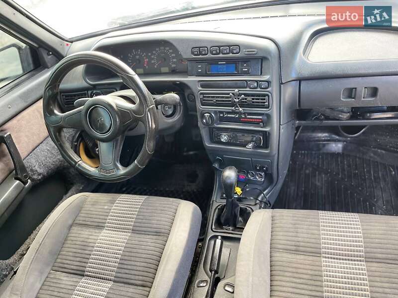 Хэтчбек ВАЗ / Lada 2113 Samara 2007 в Тернополе фото 22 Хэтчбек ВАЗ / Lada 2113 Samara 2007 в Тернополе