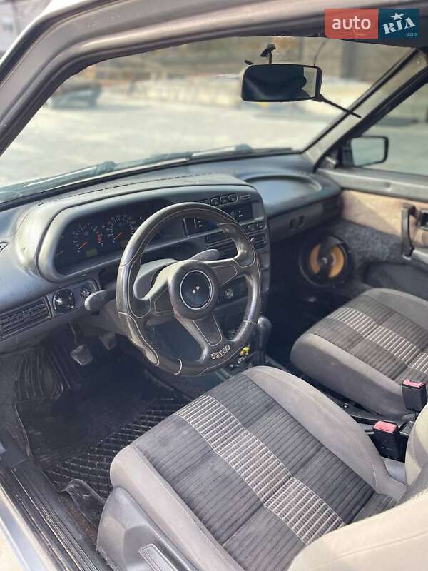 Хэтчбек ВАЗ / Lada 2113 Samara 2007 в Тернополе фото 27 Хэтчбек ВАЗ / Lada 2113 Samara 2007 в Тернополе