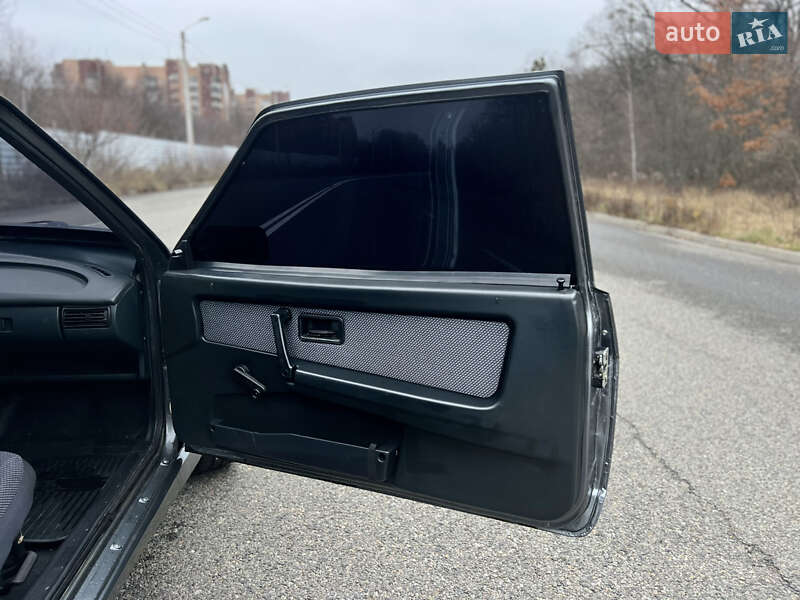 Хэтчбек ВАЗ / Lada 2113 Samara 2012 в Харькове