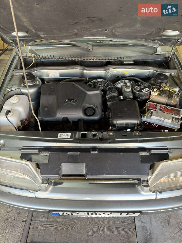 Хетчбек ВАЗ / Lada 2113 Samara 2008 в Запоріжжі фото 4 Хетчбек ВАЗ / Lada 2113 Samara 2008 в Запоріжжі