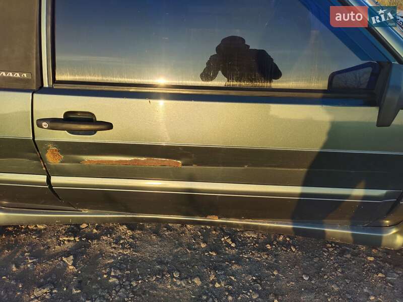 Хэтчбек ВАЗ / Lada 2113 Samara 2008 в Ромнах фото 8 Хэтчбек ВАЗ / Lada 2113 Samara 2008 в Ромнах