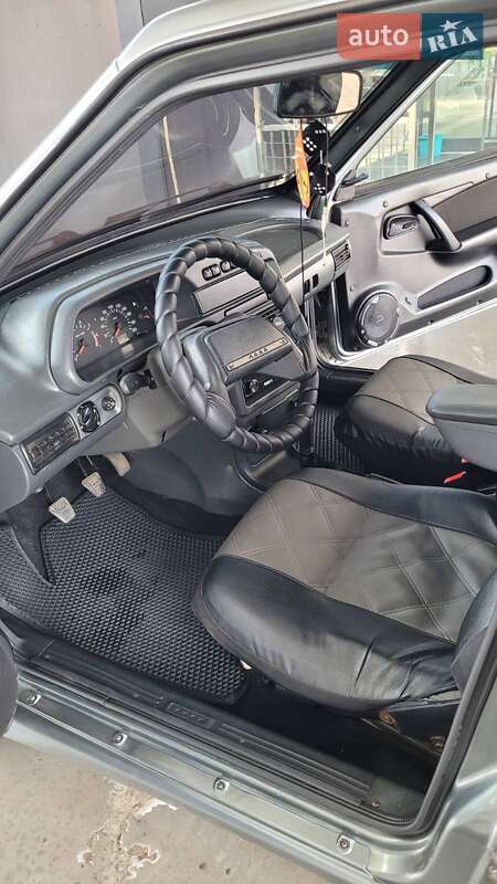 Хэтчбек ВАЗ / Lada 2114 Samara 2007 в Вольнянске