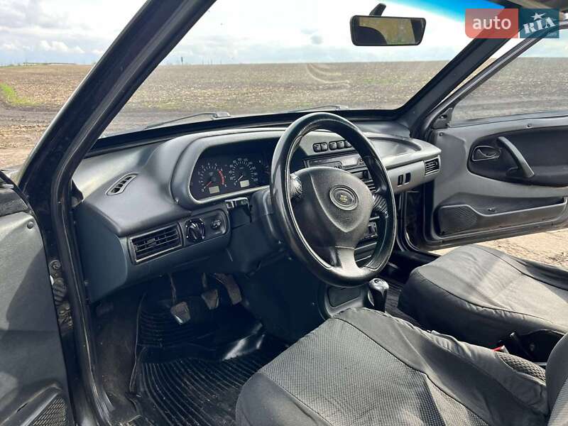 Хэтчбек ВАЗ / Lada 2114 Samara 2013 в Новоукраинке фото 9 Хэтчбек ВАЗ / Lada 2114 Samara 2013 в Новоукраинке