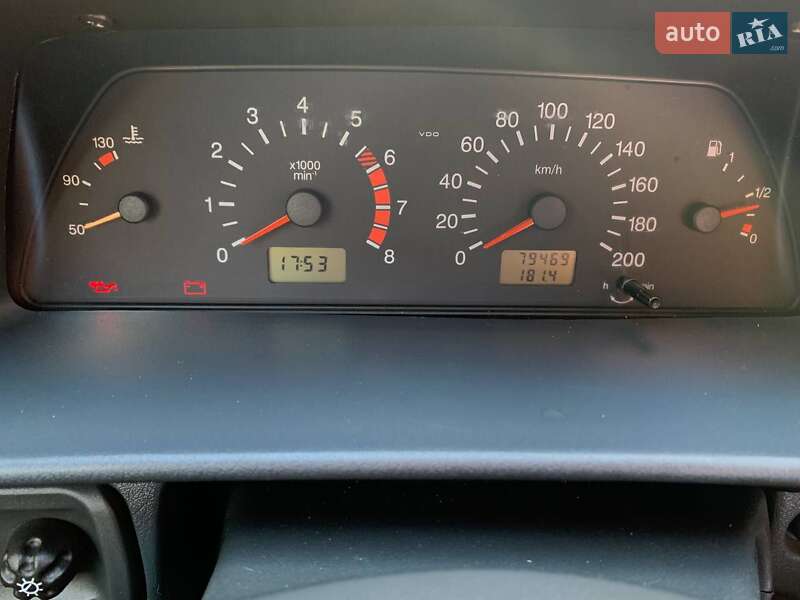 Хетчбек ВАЗ / Lada 2114 Samara 2011 в Іллінцях фото 12 Хетчбек ВАЗ / Lada 2114 Samara 2011 в Іллінцях