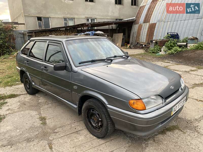 Хэтчбек ВАЗ / Lada 2114 Samara 2011 в Мукачево