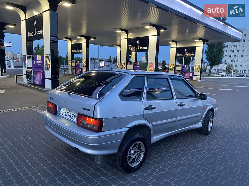 Хэтчбек ВАЗ / Lada 2114 Samara 2013 в Киеве