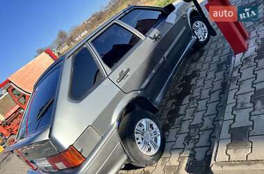 Хетчбек ВАЗ / Lada 2114 Samara 2008 в Чернівцях