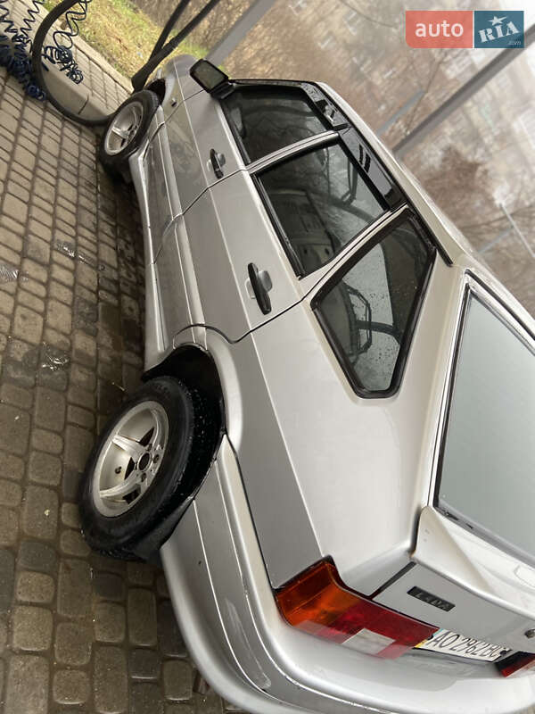 Хетчбек ВАЗ / Lada 2114 Samara 2006 в Береговому