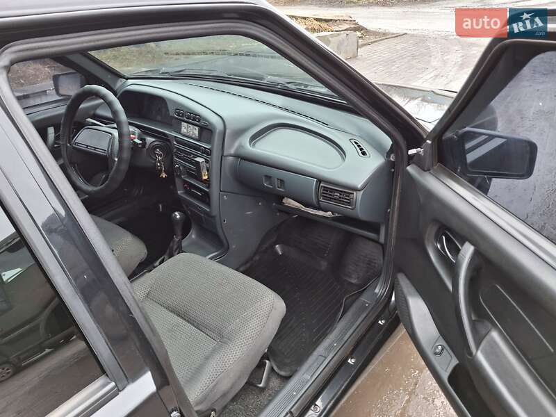 Хэтчбек ВАЗ / Lada 2114 Samara 2013 в Краматорске
