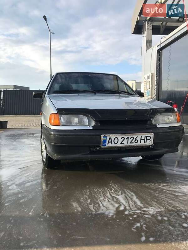 Хэтчбек ВАЗ / Lada 2114 Samara 2005 в Мукачево