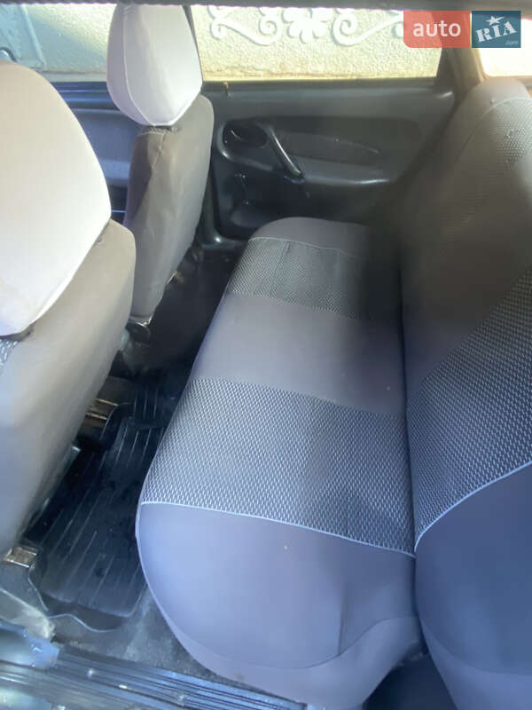 Хетчбек ВАЗ / Lada 2114 Samara 2006 в Рожнові фото 9 Хетчбек ВАЗ / Lada 2114 Samara 2006 в Рожнові