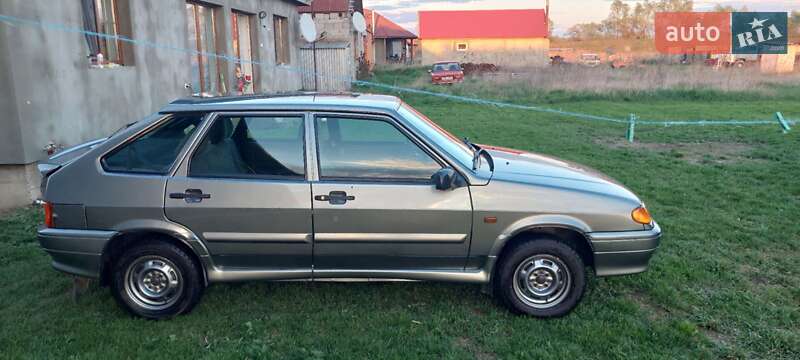 Хетчбек ВАЗ / Lada 2114 Samara 2011 в Береговому фото 3 Хетчбек ВАЗ / Lada 2114 Samara 2011 в Береговому