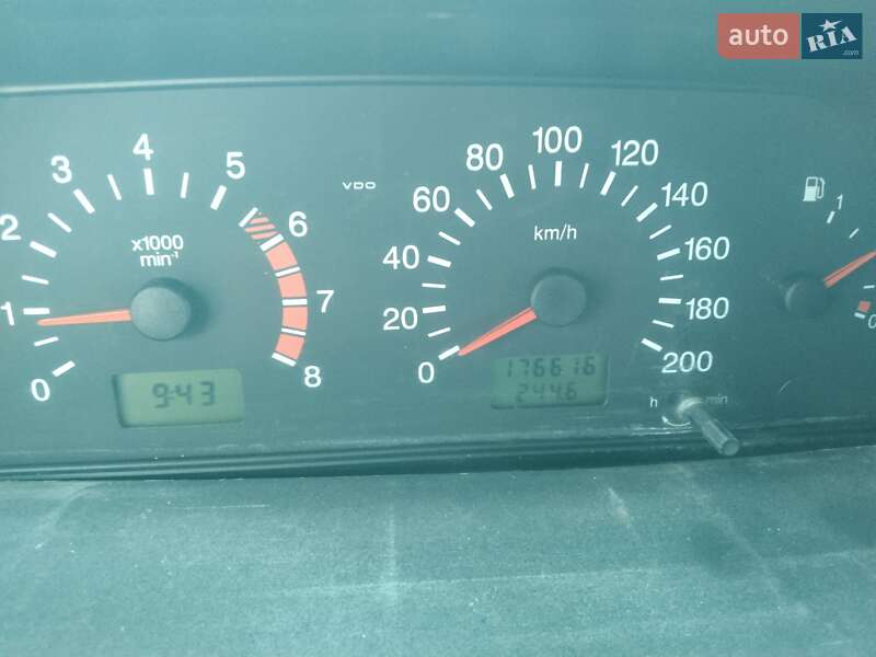 Хэтчбек ВАЗ / Lada 2114 Samara 2009 в Житомире