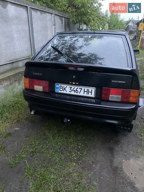 Хетчбек ВАЗ / Lada 2114 Samara 2010 в Сарнах